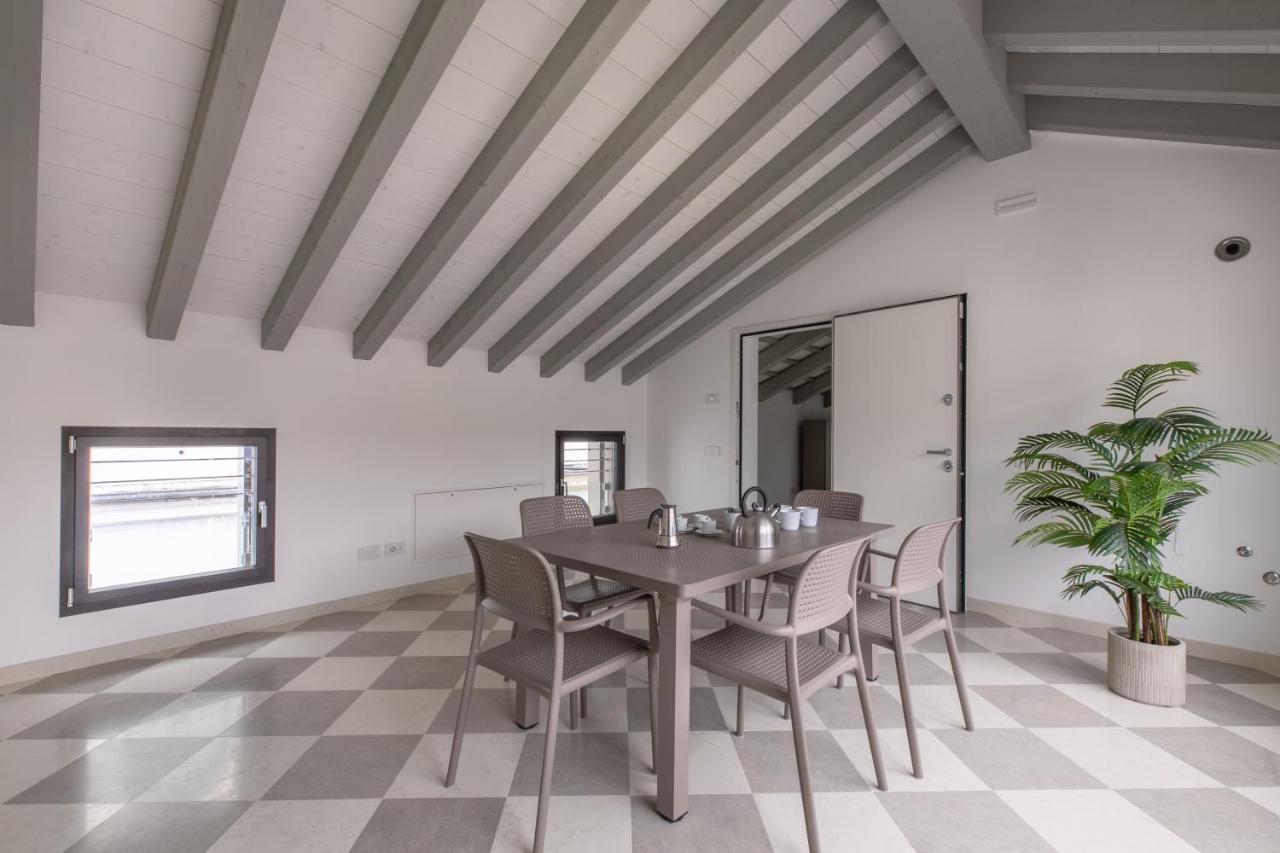 Corte Alle Mura - Mansarda Lux Cittadella Esterno foto